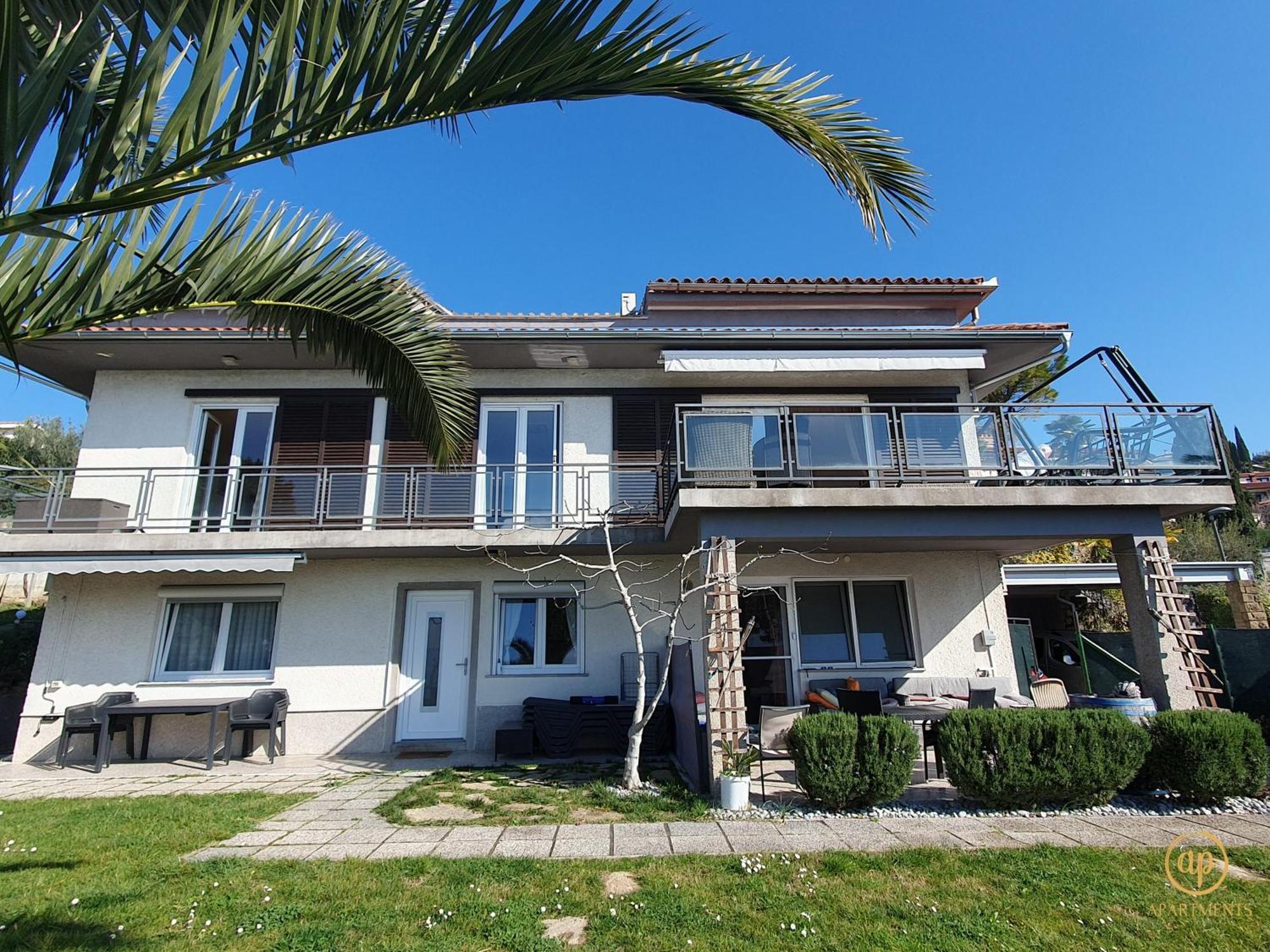 Apartment With Seaview And Garden For 6 Portoroz Exterior photo