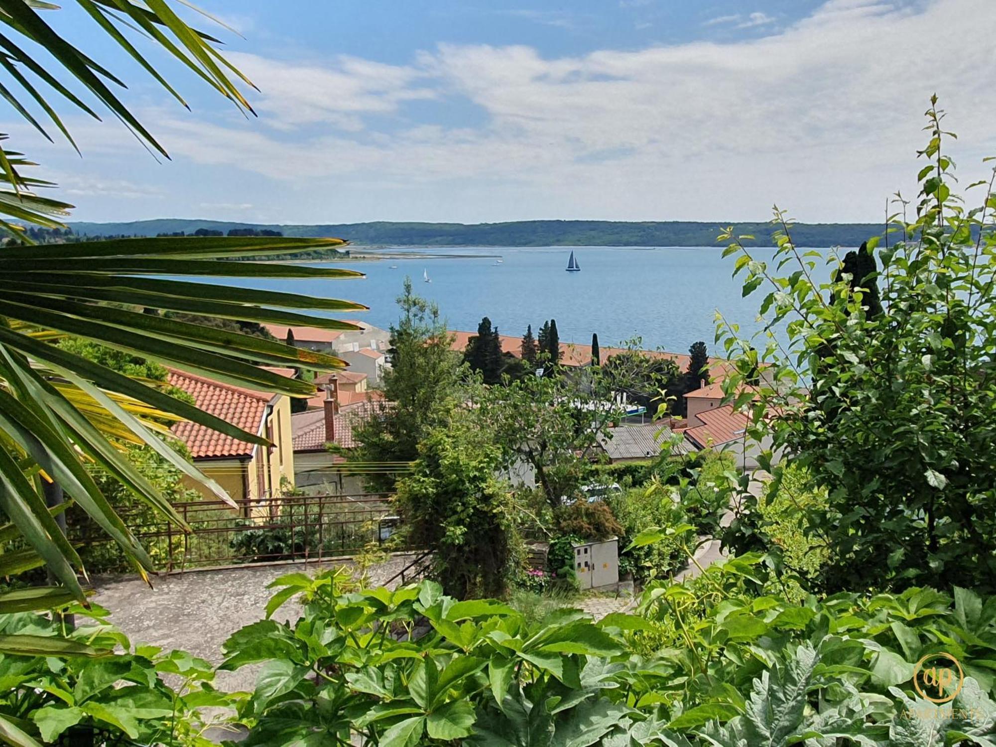 Apartment With Seaview And Garden For 6 Portoroz Exterior photo
