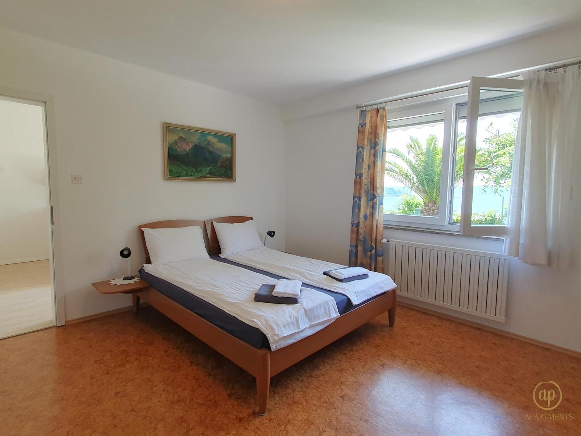 Apartment With Seaview And Garden For 6 Portoroz Exterior photo